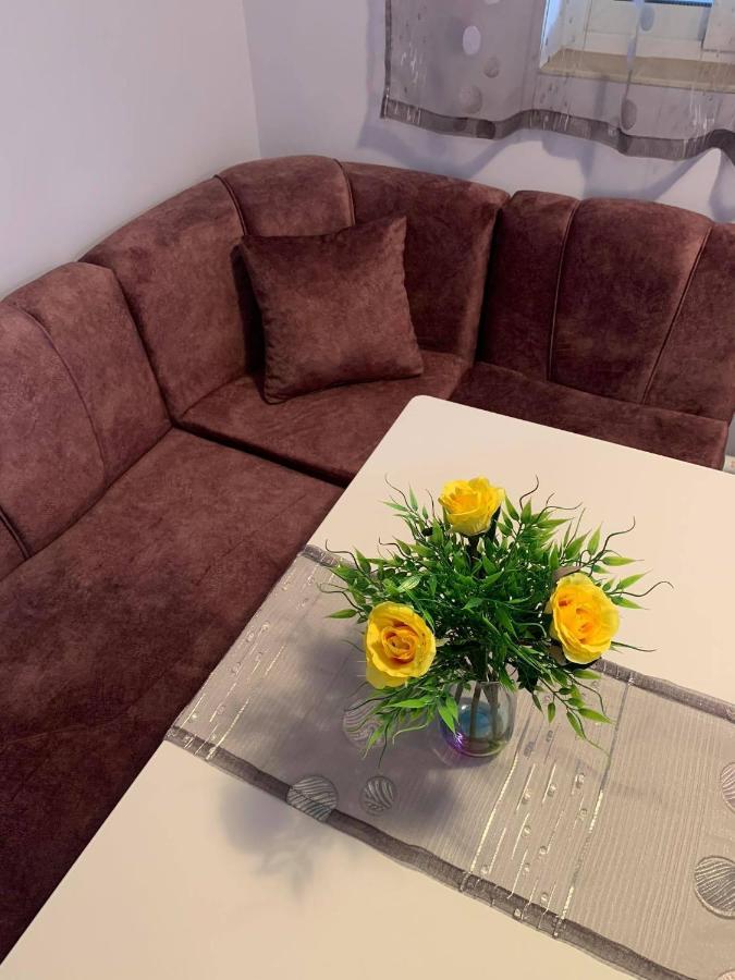 Comfy Studio Apartment By The Flower Market Varna Luaran gambar